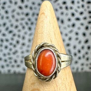 Vintage Native Sterling Silver and Coral Stone Ring Size 3 Twisted Rope Setting